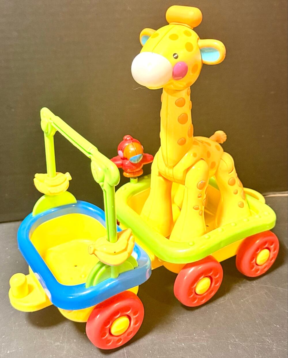 Fisher-Price Amazing Animals Sing & Go Choo-Choo toy train set giraffe figure